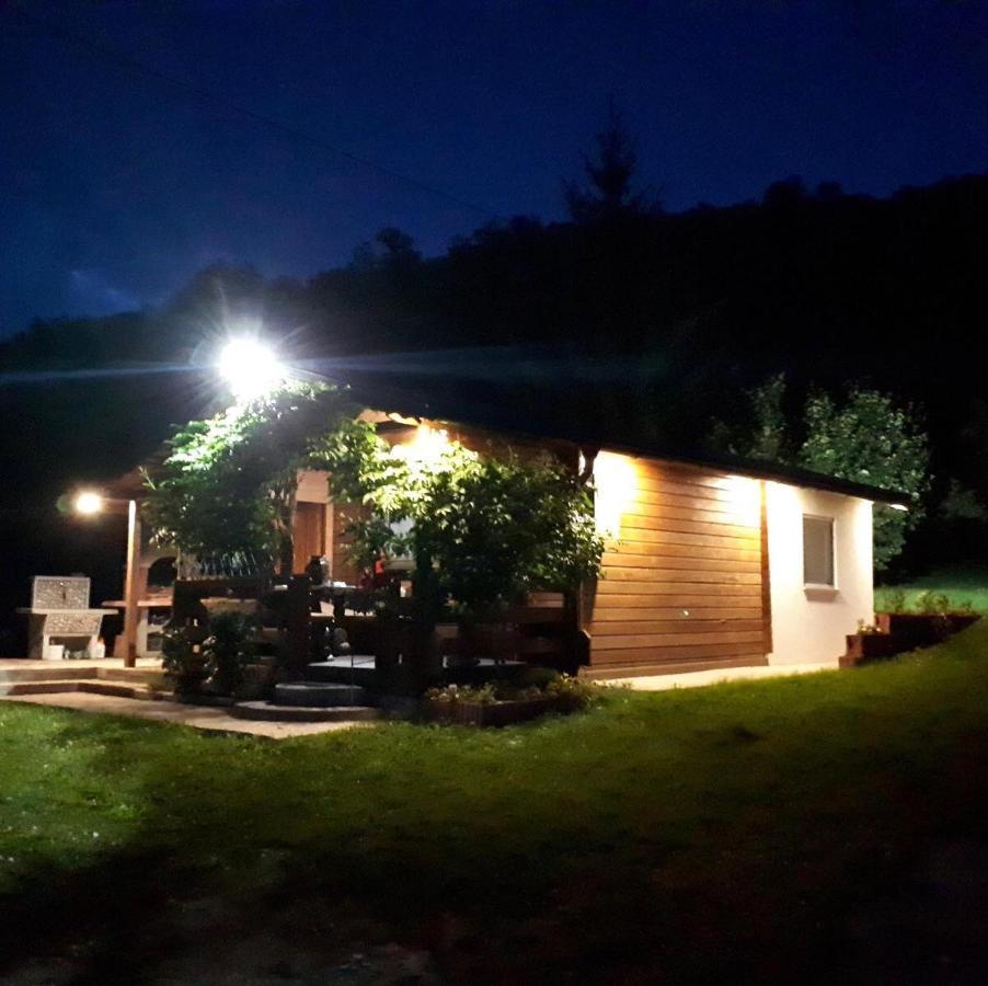 Studio Apartman Firdaus-Bihac, Dobrenica Bb Exteriér fotografie